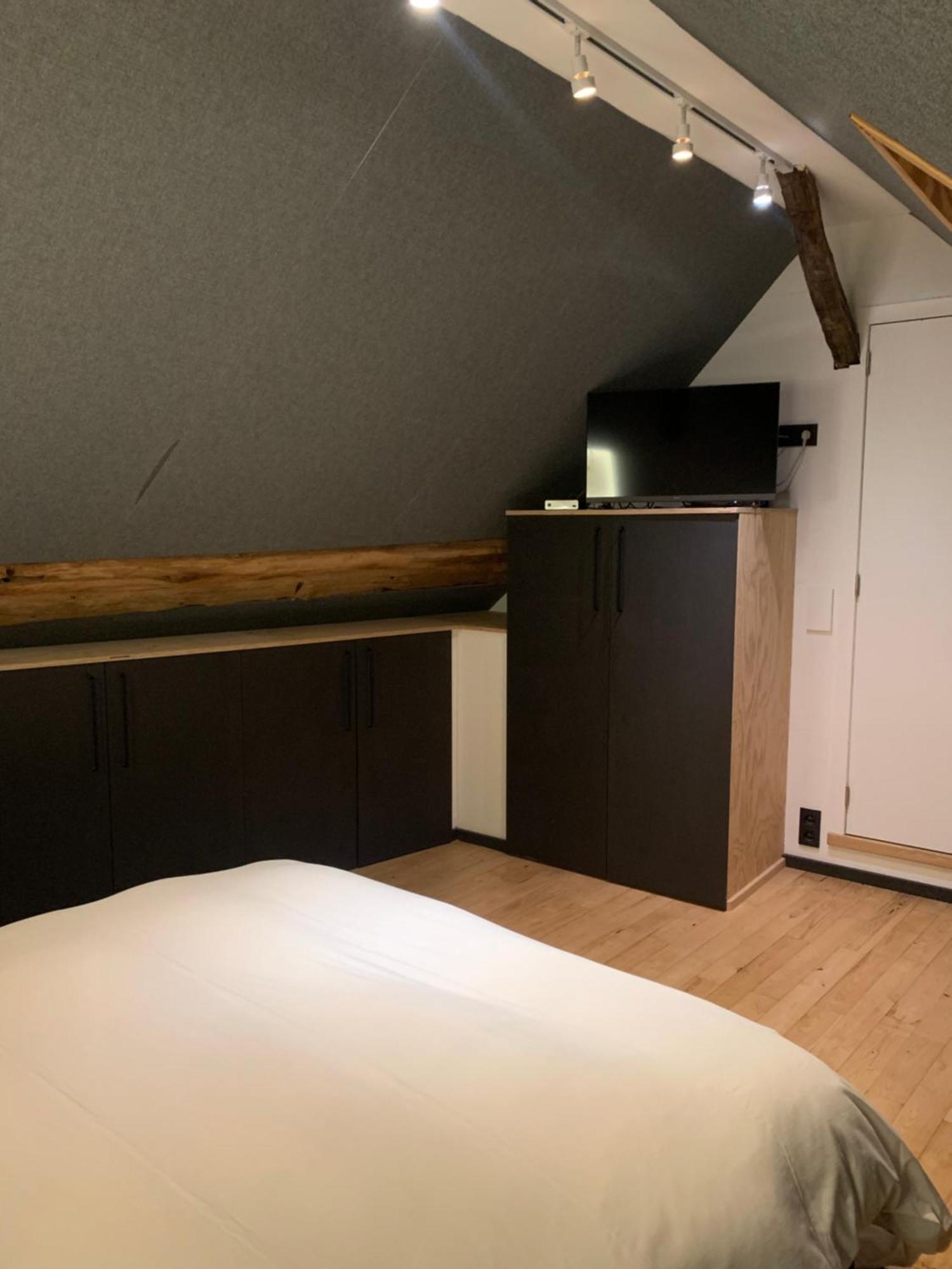 Froissart Loft Et Studio ชิเมย์ ภายนอก รูปภาพ